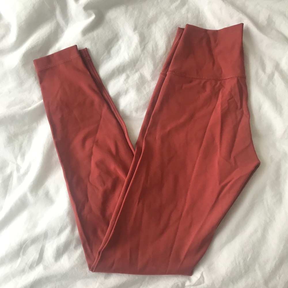 Lululemon wunder under rustic clay red rust